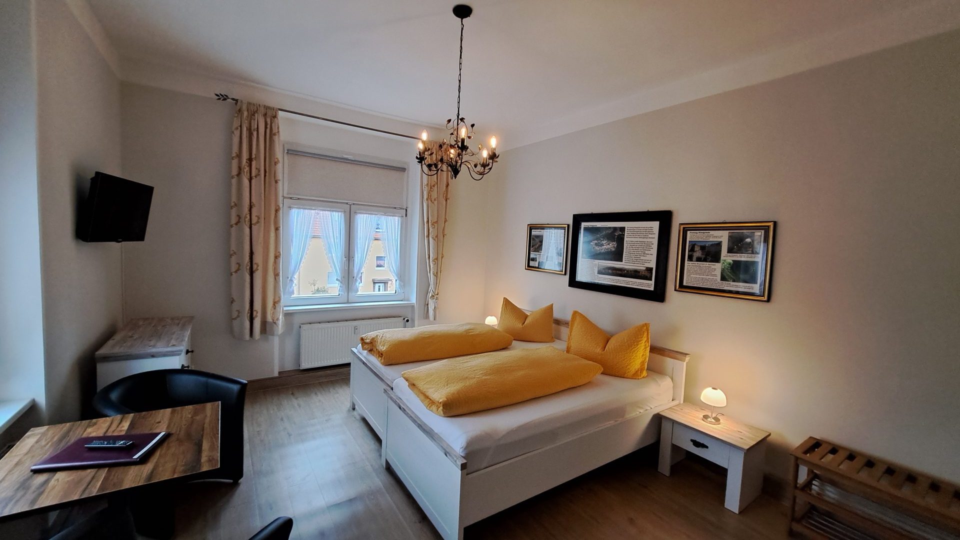 Einzel- und Doppelzimmer